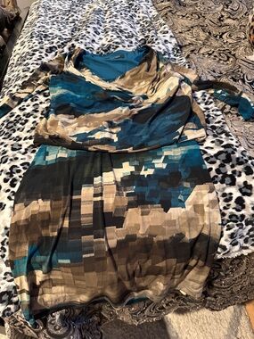 Ellen Tracy Teal, Black & Tan 3/4 Sleeve Printed Dress